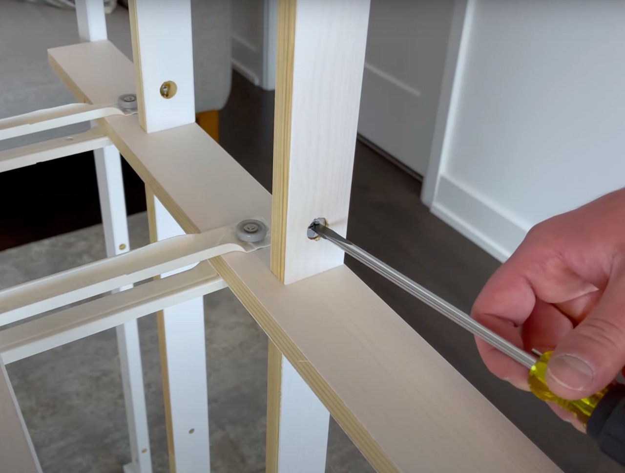 Furniture assembly service